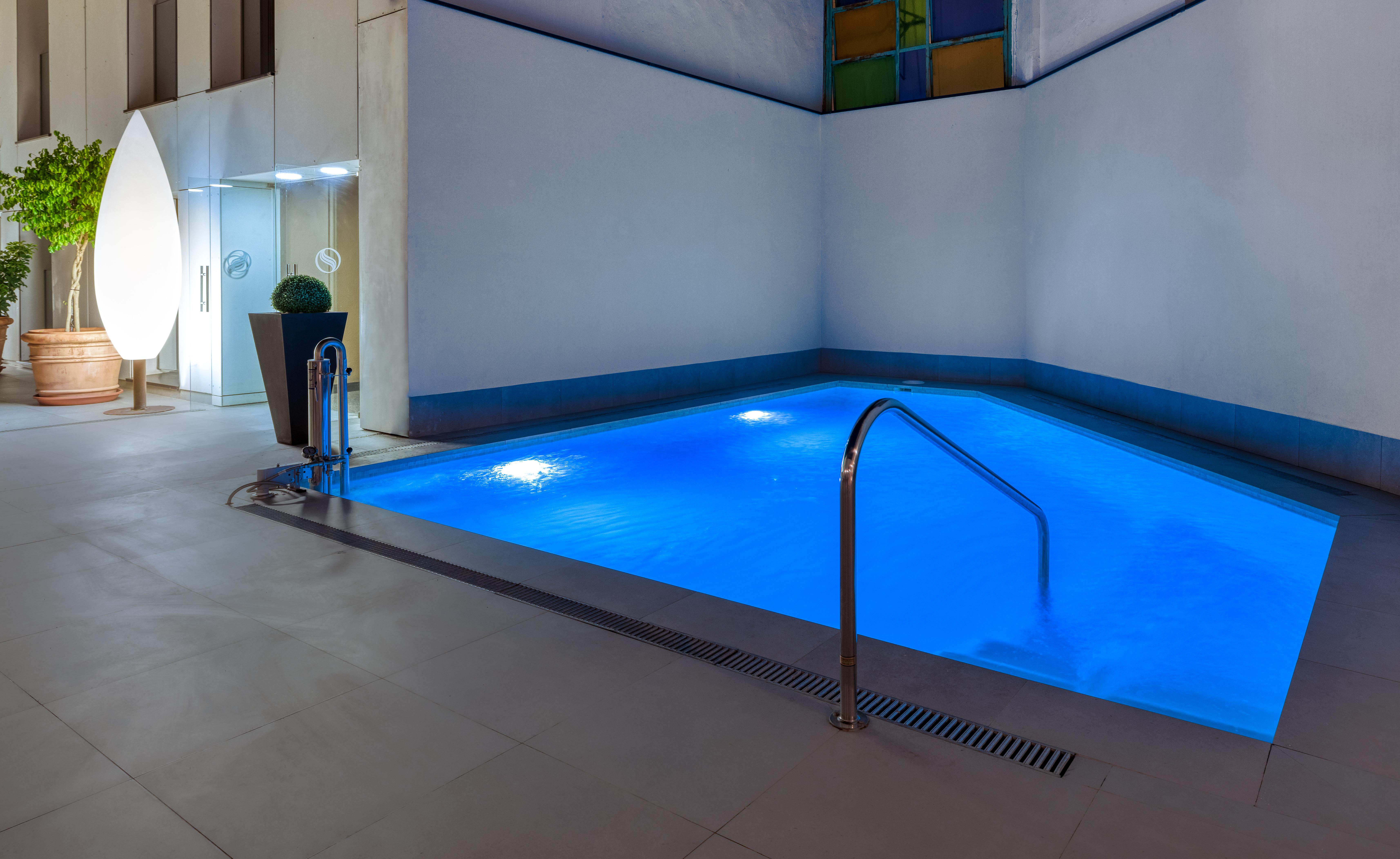 Virgen De Reyes Hotel